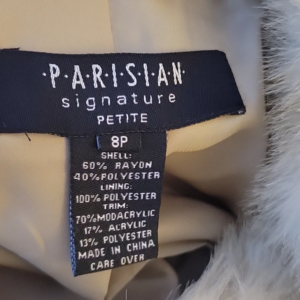 Parisian Signature Petite embossed cream taupe short jacket faux fur collar 8P …